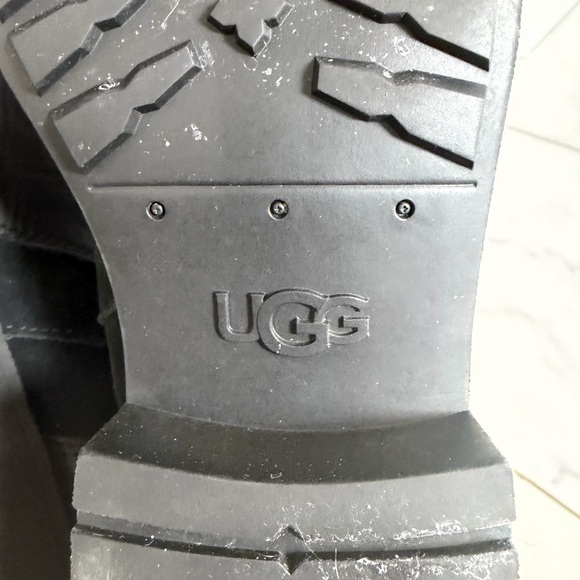 UGG Australia Wilde Combat Moto Black Leather MidTop Buckle Zip Boot Women’s 9.5 - Picture 9 of 10